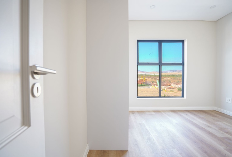 To Let 3 Bedroom Property for Rent in Sandown Western Cape